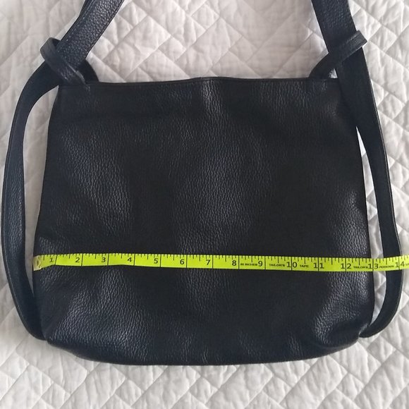 Antonella Ferrante black leather convertible shoulder bag/backpack - Picture 4 of 5